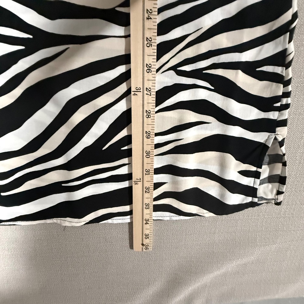 La Blanca Zebra Print V-Neck Swim Cover-Up Tunic Dress Beach Vacation Medium NWT - Picture 7 of 8